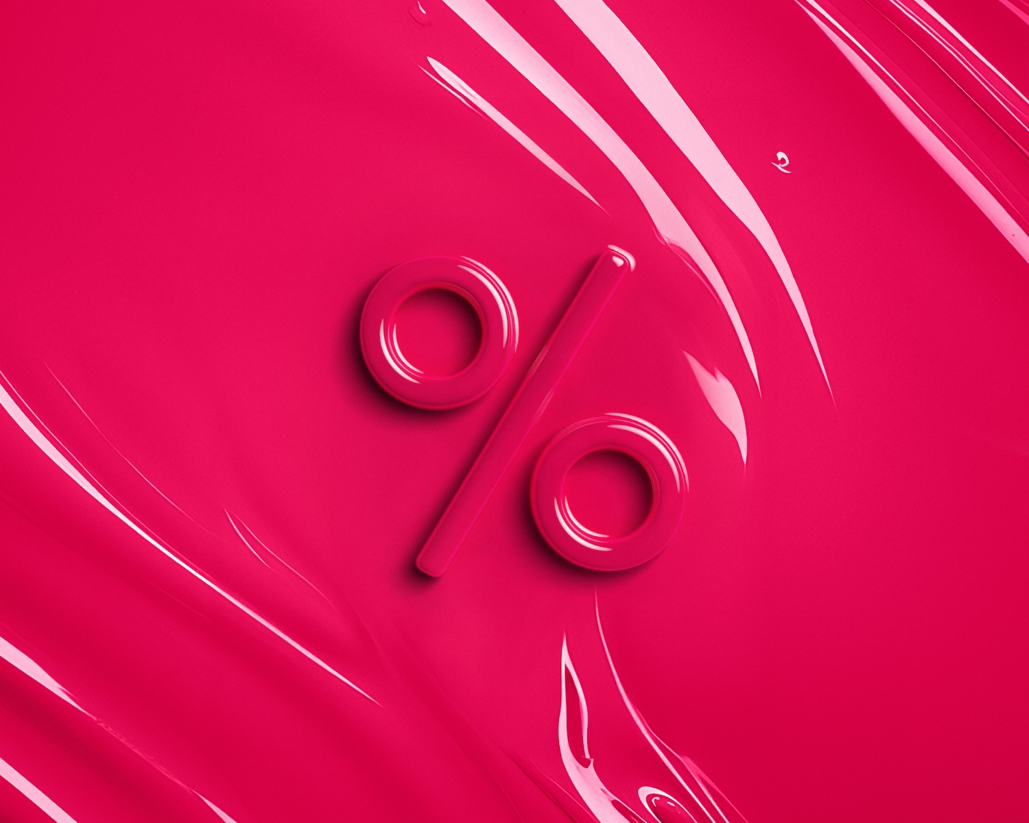 Un symbole de pourcentage rose vif est mis en évidence sur un fond brillant de la même teinte, évoquant une promotion ou une réduction spéciale.