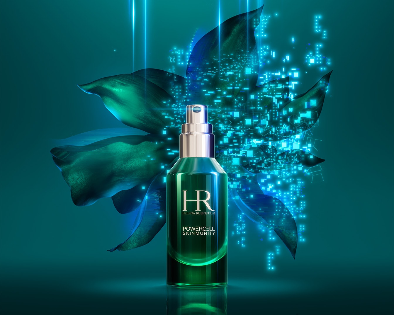 A Helena Rubinstein Powercell Skinmunity zöld üvegben, ezüst kupakkal, digitális virágokkal a háttérben a bőr védelmére.