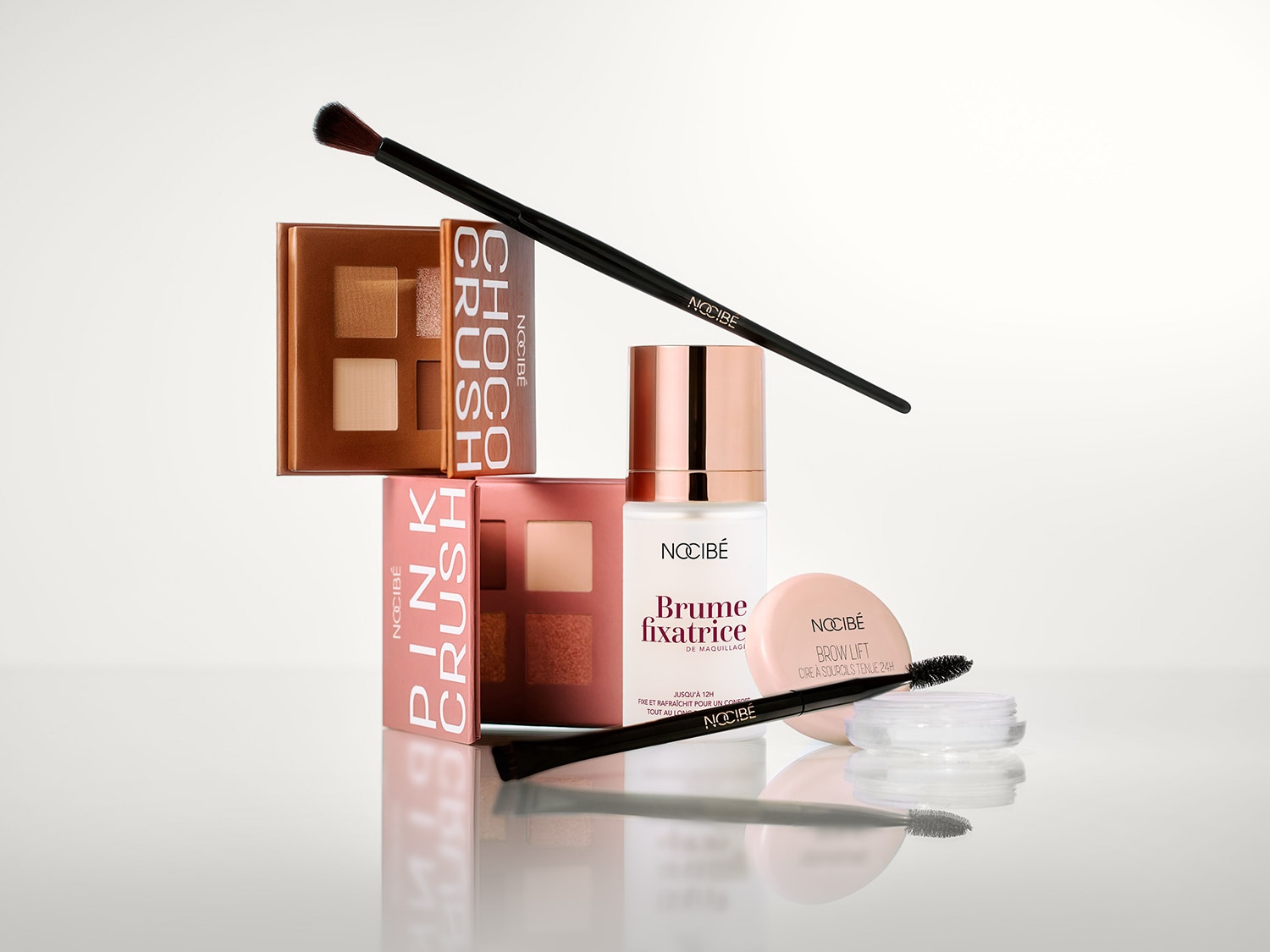 Découvrez la palette Nocibé Choco Crush aux tons chauds et la palette Pink Crush aux nuances rosées, parfaites pour un look tendance.