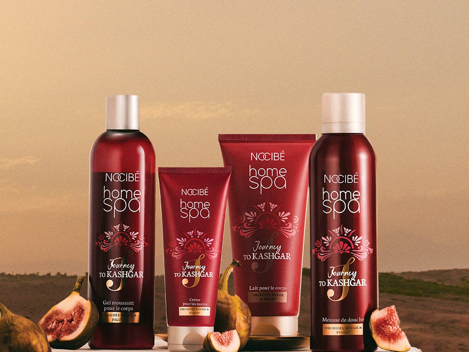 Découvrez le luxe avec Nocibé Home Spa Journey To Kashgar, une collection infusée d'orchidée rouge et de figue, comprenant un gel moussant, une crème pour les mains, un lait pour le corps et une mousse de douche.