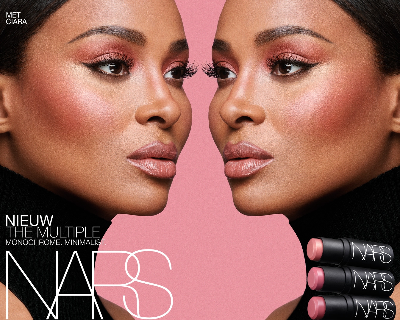 Ontdek de nieuwe NARS The Multiple Monochrome Minimalist collectie, te zien op een model met roze oogschaduw, blush en lippenstift, samen met drie NARS sticks in verschillende tinten.