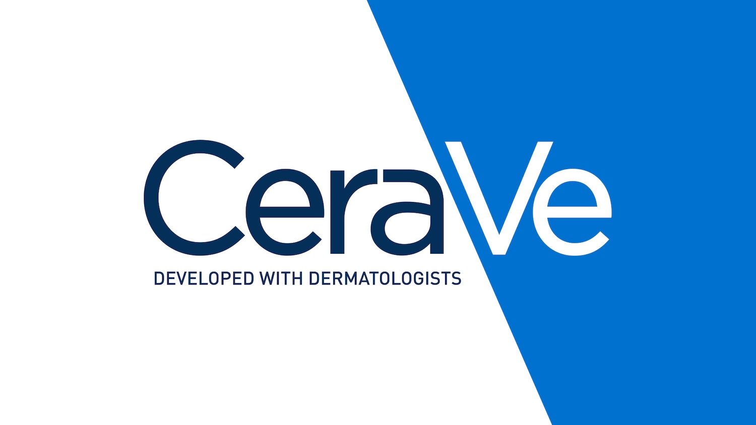 Logo de CeraVe, avec le texte « DÉVELOPPÉ AVEC DES DERMATOLOGUES » en bleu marine sur fond blanc et bleu.