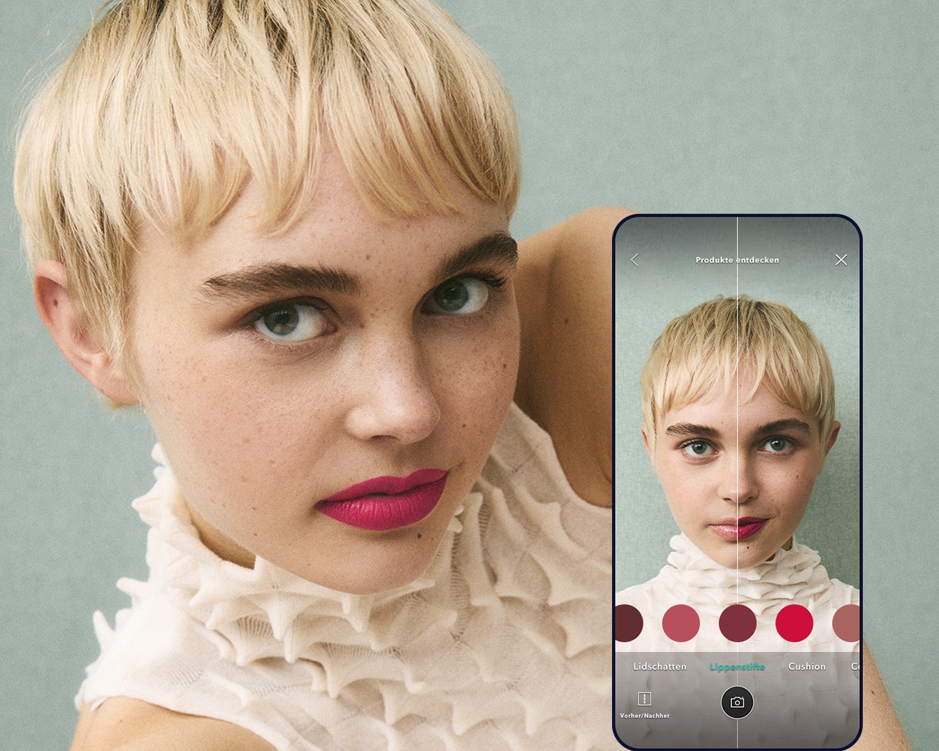 Una mujer rubia con un corte de pelo corto y flequillo luce un labial rosa intenso, mientras que en primer plano se muestra una aplicación móvil para probar diferentes tonos de labiales virtualmente.