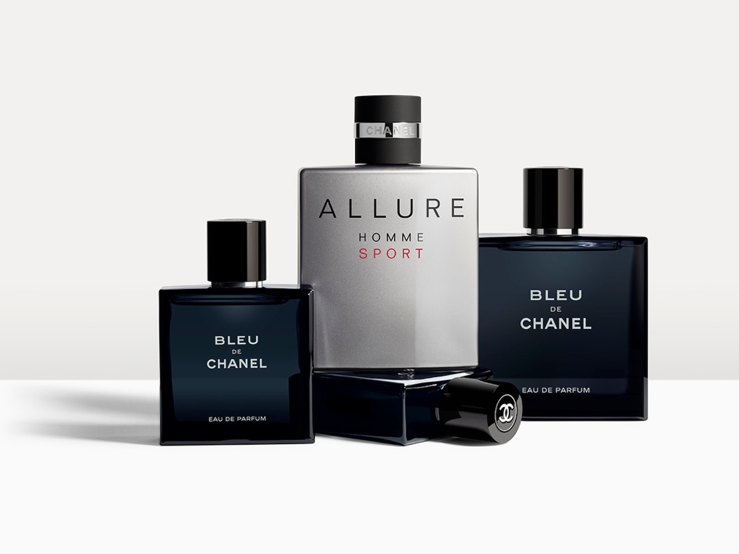 Scopri l'eleganza senza tempo con i profumi Chanel: Bleu de Chanel e Allure Homme Sport, fragranze iconiche per l'uomo moderno.