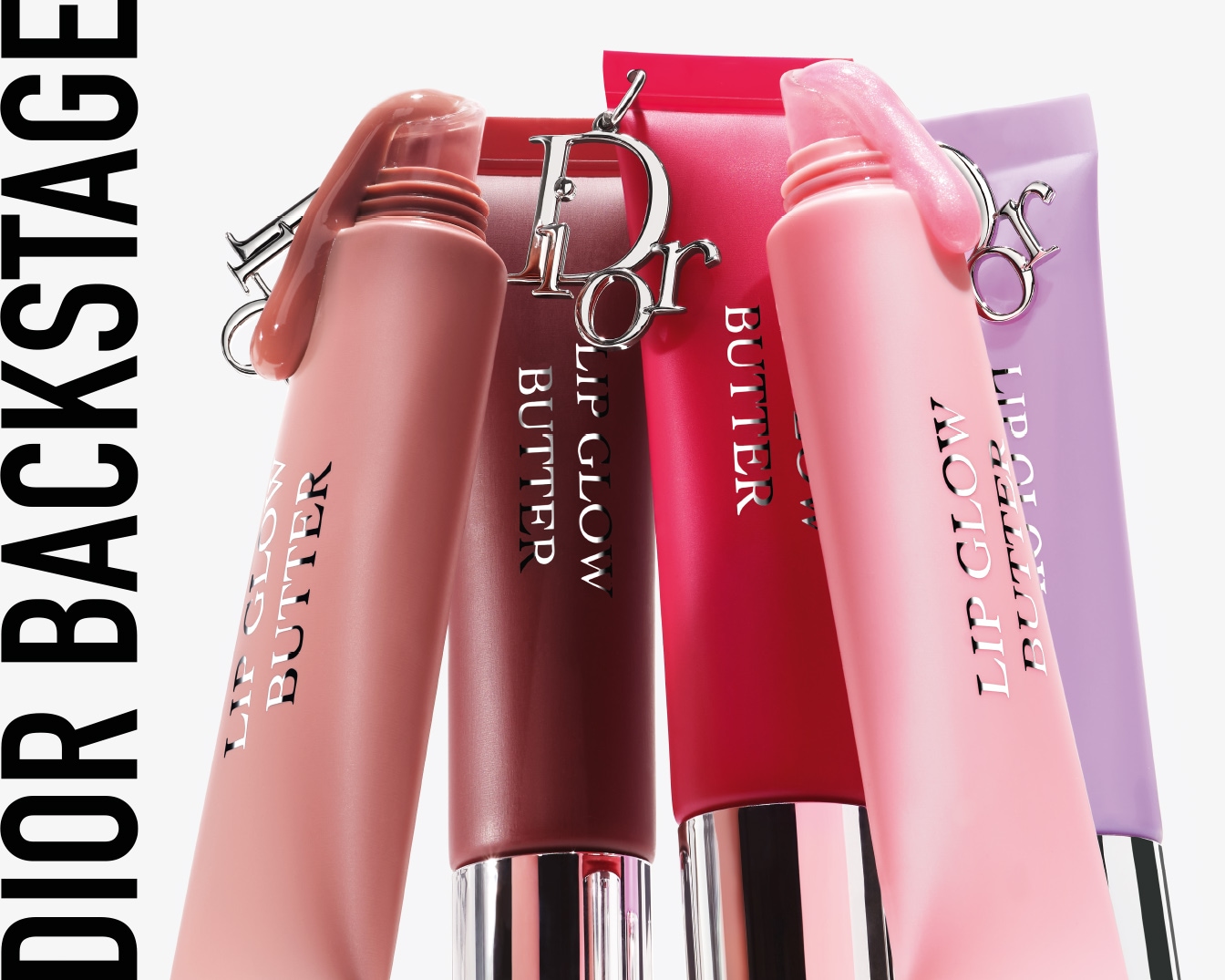 Découvrez le beurre à lèvres Dior Backstage Lip Glow, un soin nourrissant disponible dans une gamme de teintes éclatantes pour sublimer votre sourire.