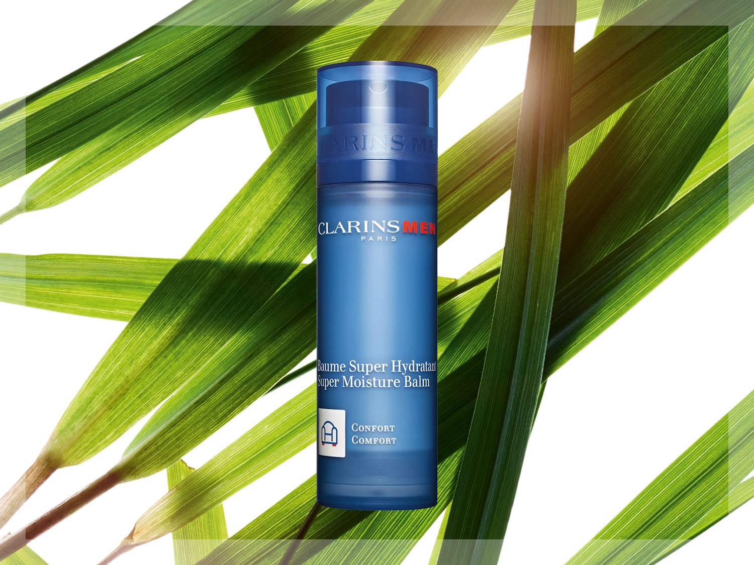 Niebieski balsam Clarins Men Super Moisture Balm w butelce, zapewniający komfort i intensywne nawilżenie skóry.