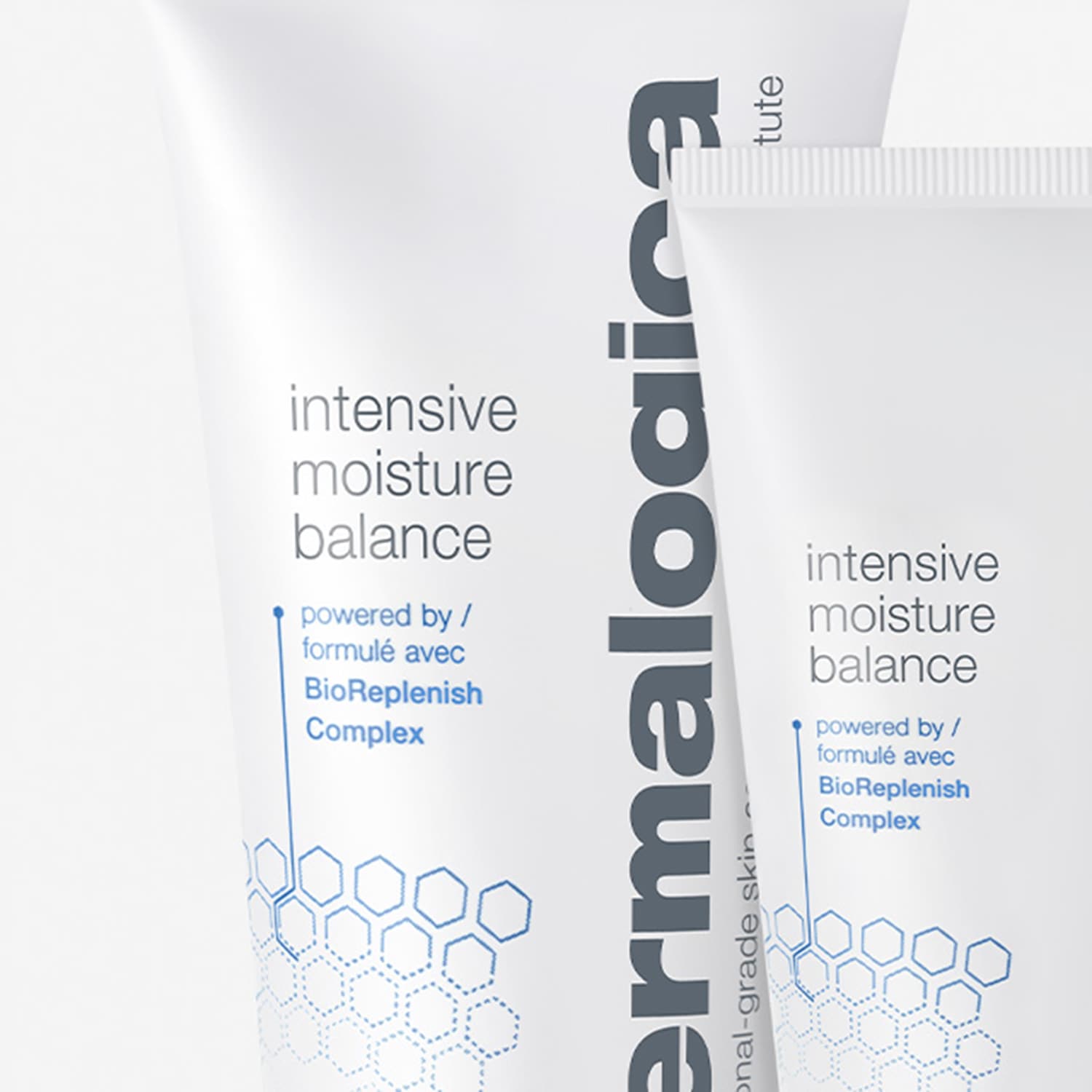 Die weiße Tube Dermalogica Intensive Moisture Balance spendet intensive Feuchtigkeit mit BioReplenish Complex.