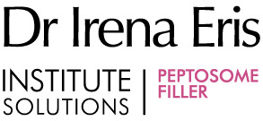 Na czarnym tle widnieje napis w kolorze różowym: PEPTOSOME FILLER.