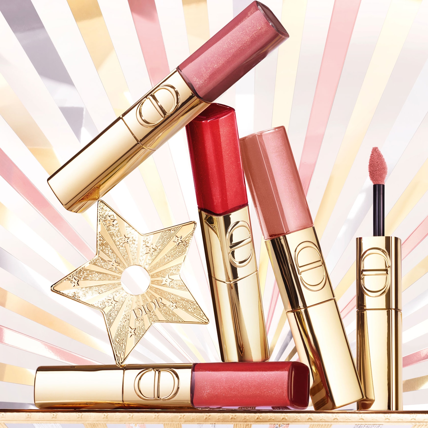 Découvrez les Rouge Dior Sequin Duo.