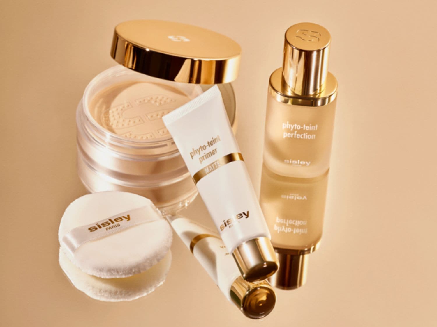 Ontdek Sisley Paris Phyto-Teint Perfection: primer, poeder en foundation voor een perfecte teint.