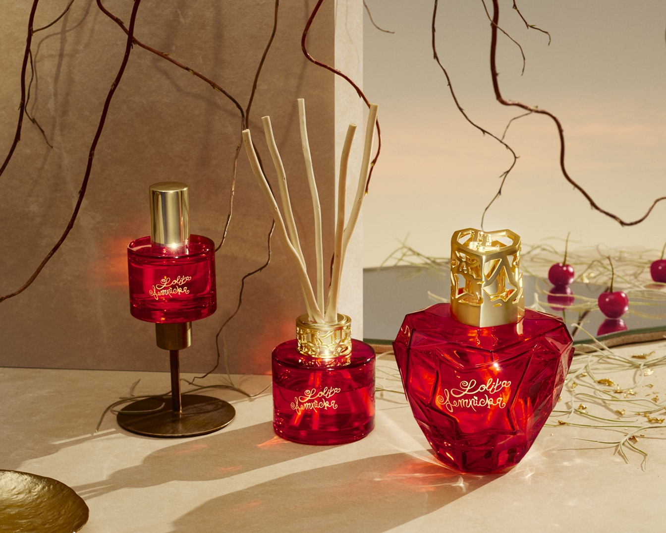 Découvrez l'élégance avec ce diffuseur de parfum Lolita Lempicka rouge rubis, un bijou olfactif pour votre intérieur.
