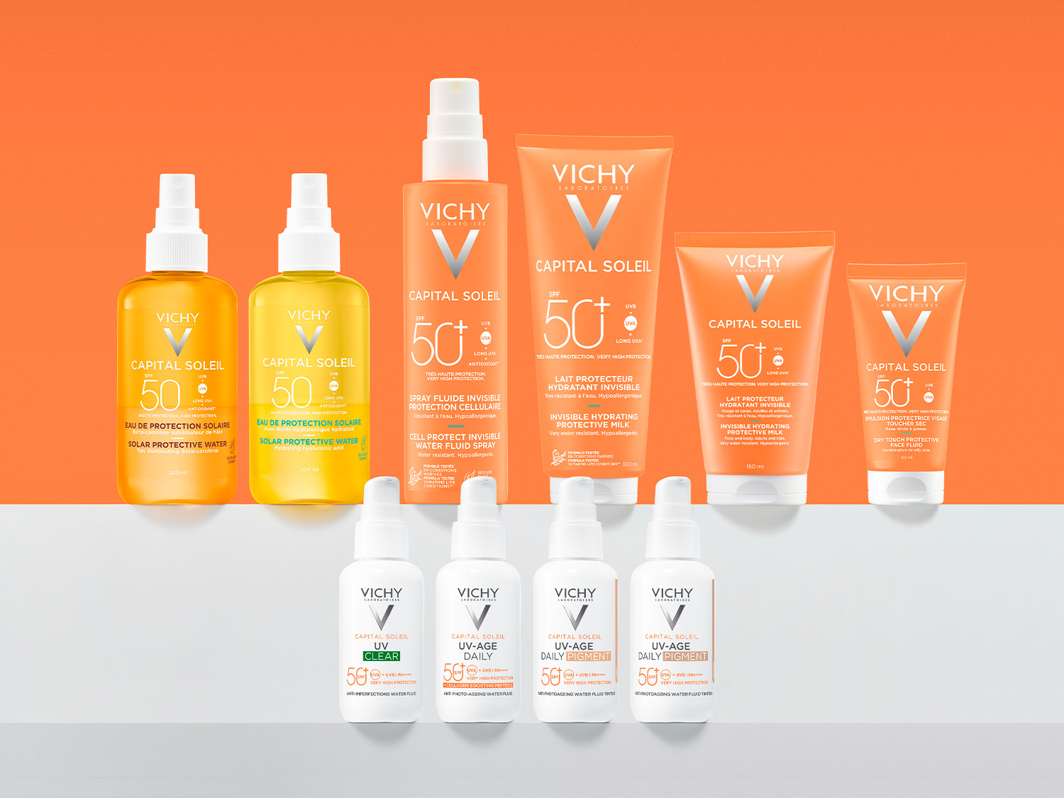 Découvrez la gamme Capital Soleil de Vichy, comprenant des eaux de protection solaire, des sprays, des laits hydratants invisibles et des fluides anti-âge, tous avec un SPF 50+ pour une très haute protection.