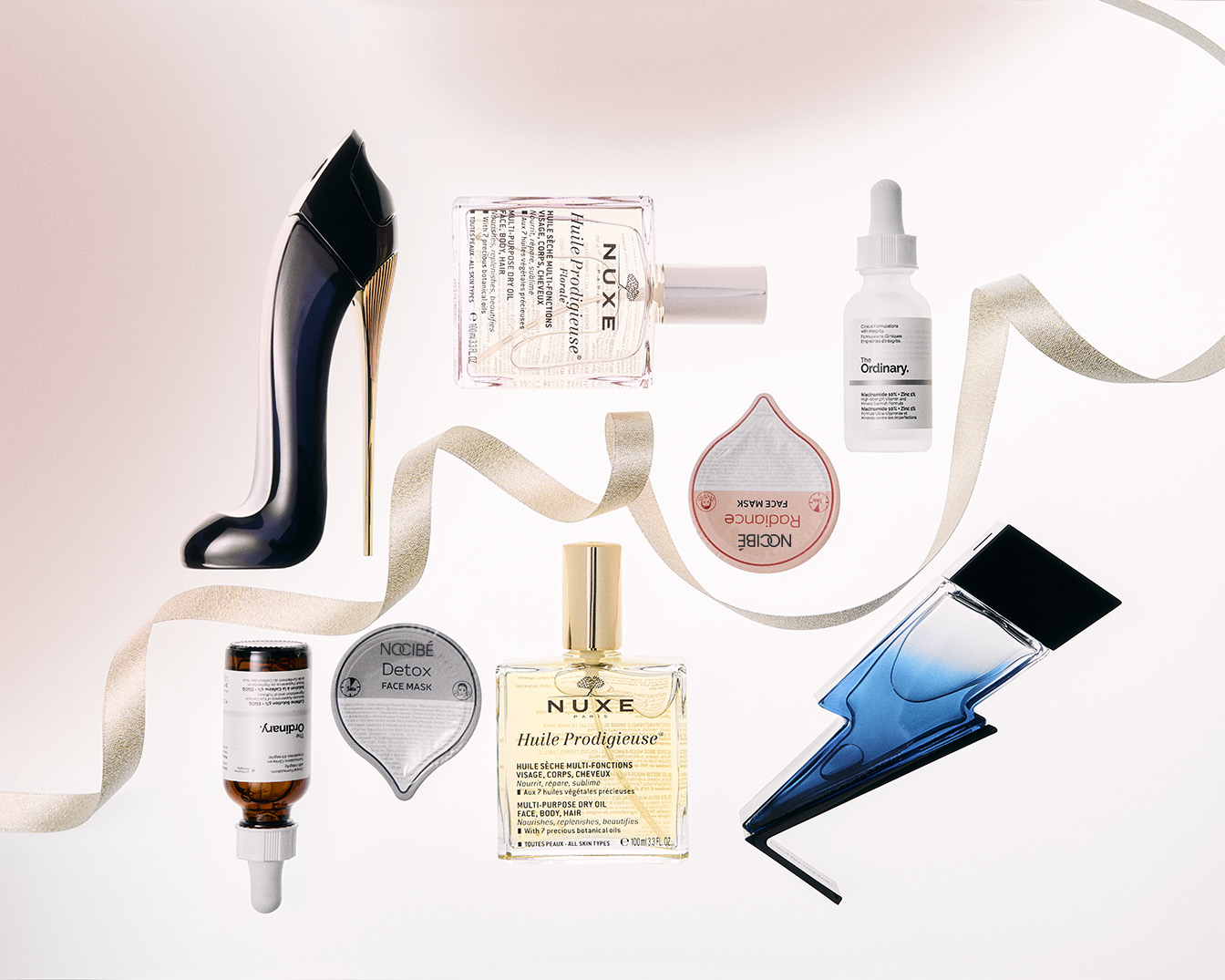 Découvrez un assortiment de produits de beauté, comprenant des huiles Nuxe, des masques pour le visage Nocibé, des sérums The Ordinary et des parfums.