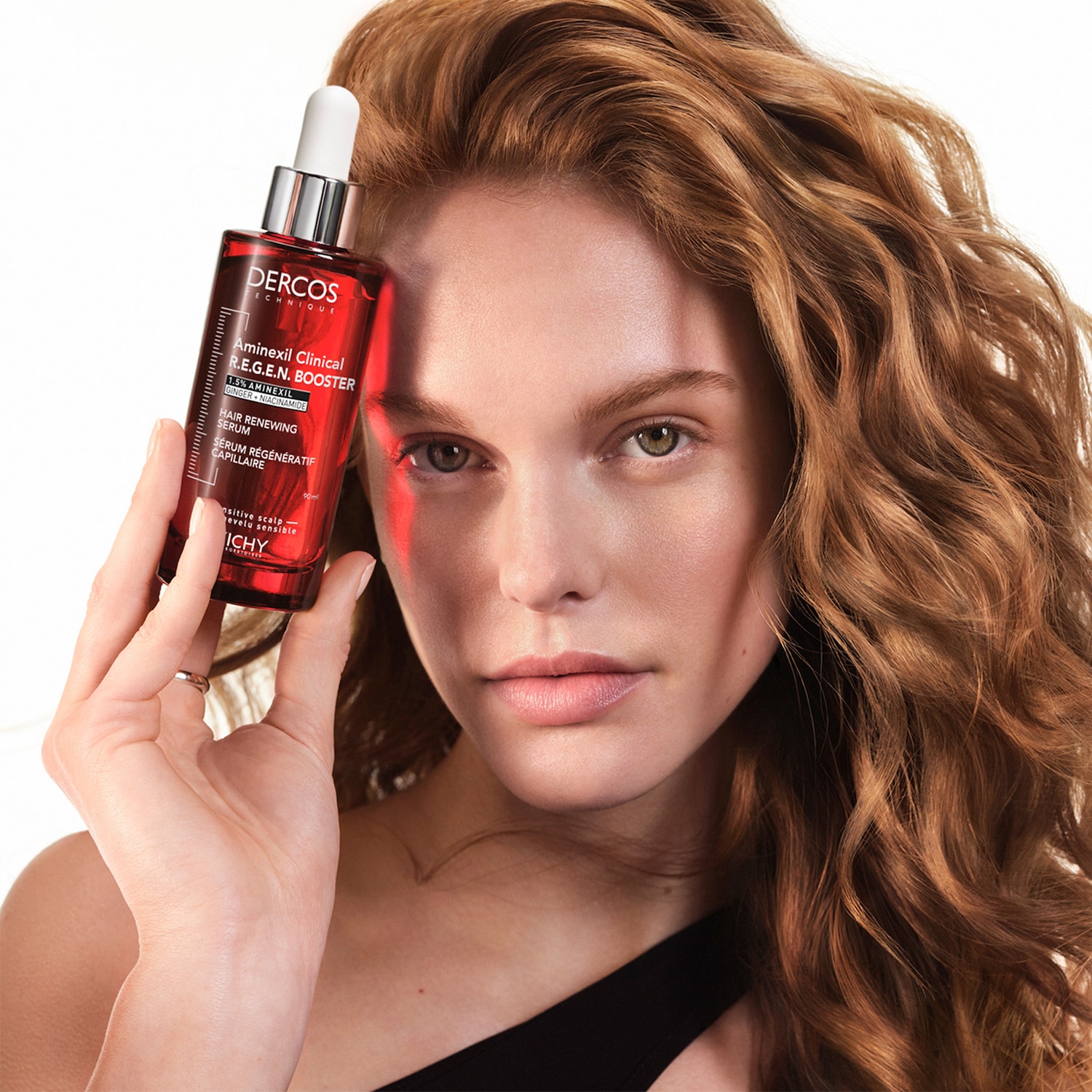 Découvrez le sérum régénérant capillaire Dercos Technique Aminexil Clinical R.E.G.E.N. Booster, enrichi à 1,5% d'Aminexil, de gingembre et de niacinamide, pour un cuir chevelu sensible.