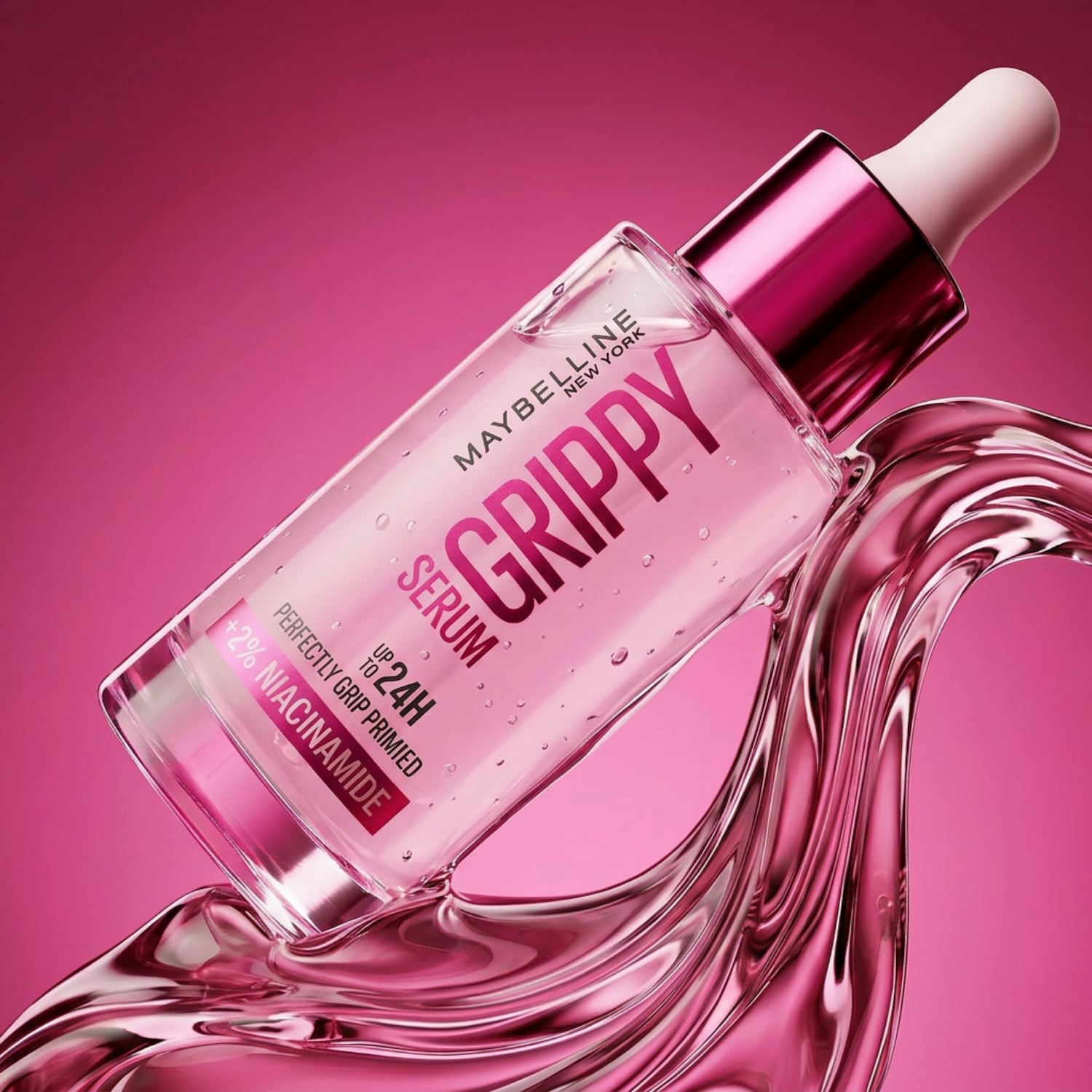 Découvrez le sérum Grippy de Maybelline New York, un sérum transparent dans un flacon rectangulaire avec un bouchon rose métallique, conçu pour une tenue parfaite du maquillage jusqu'à 24 heures.