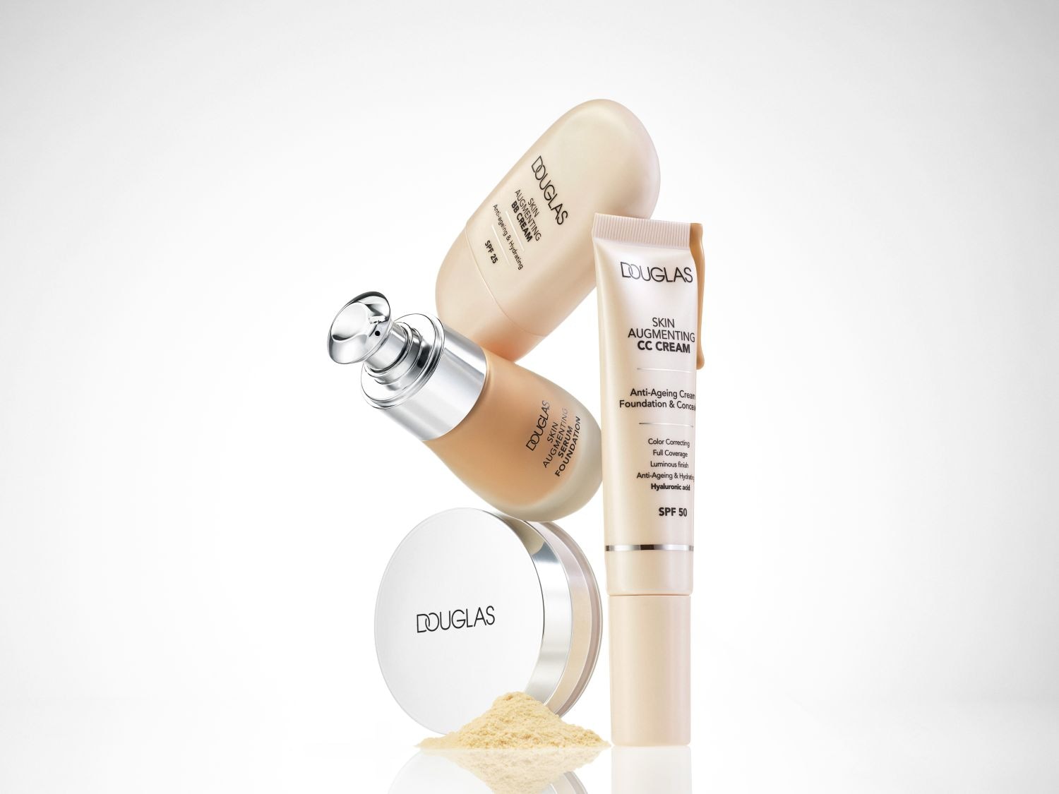 Entdecke Douglas Hautbild-optimierende Produkte: BB Cream mit LSF 25, Serum Foundation, CC Cream mit LSF 50 und loser Puder für ein makelloses Finish.