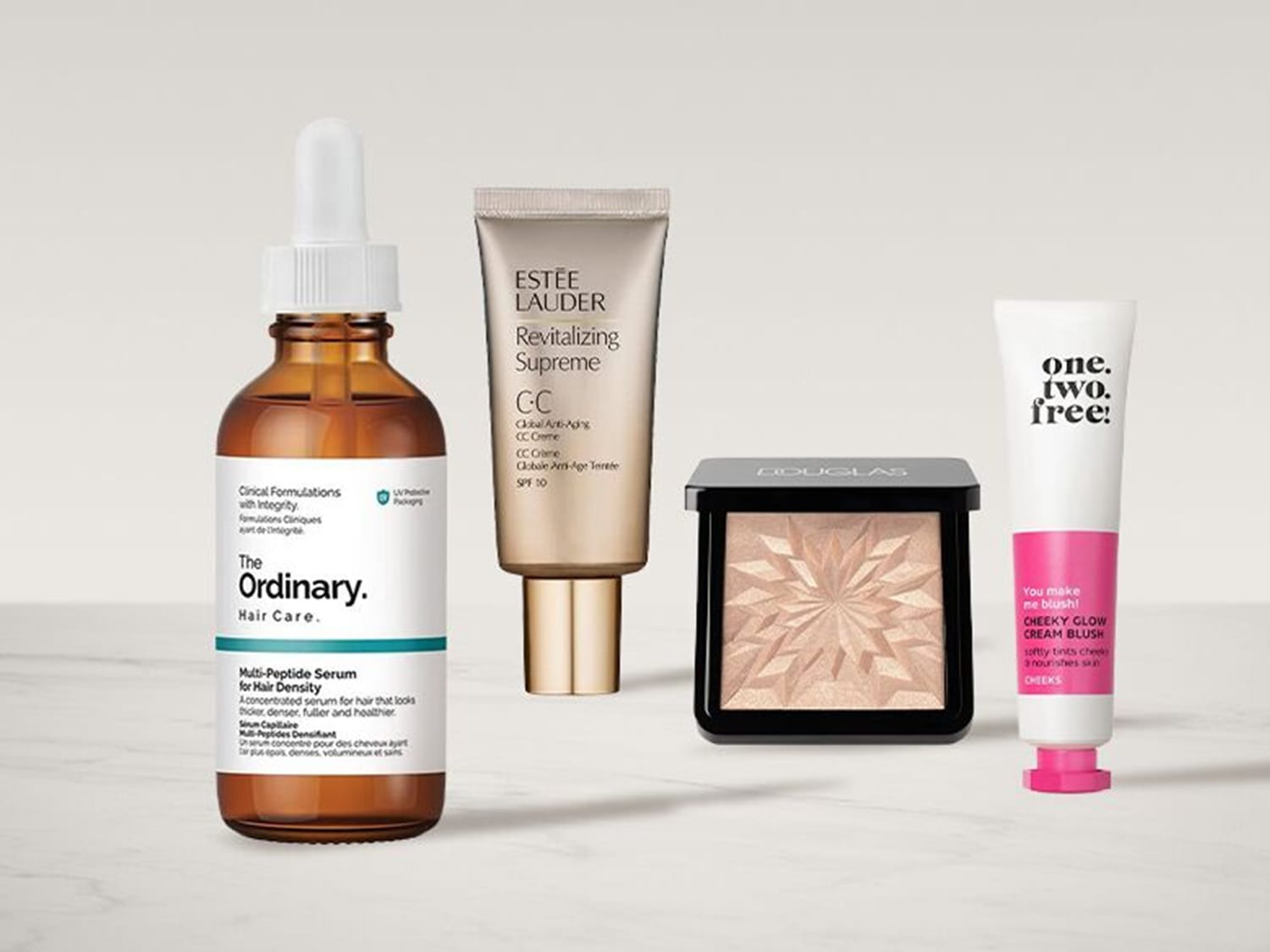 Entdecken Sie The Ordinary Multi-Peptide Serum für Haardichte in einer braunen Glasflasche mit Pipette, das Ihr Haar dicker, dichter und gesünder aussehen lässt.