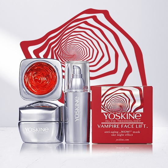 Na zdjęciu srebrne opakowania kosmetyków Yoskine Vampire Face Lift z czerwonymi akcentami, obiecujące efekt anti-aging „WOW” maski na jedną noc. Sprawdź yoskine.com!