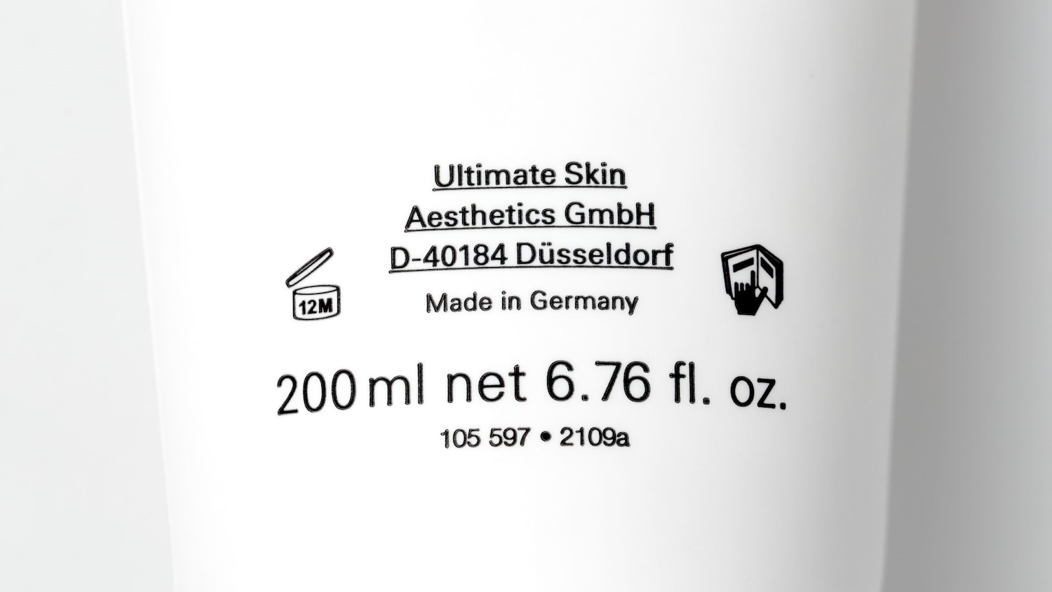 Detalles del producto: Ultimate Skin Aesthetics GmbH, fabricado en Alemania, con 200 ml netos 6.76 fl. oz.