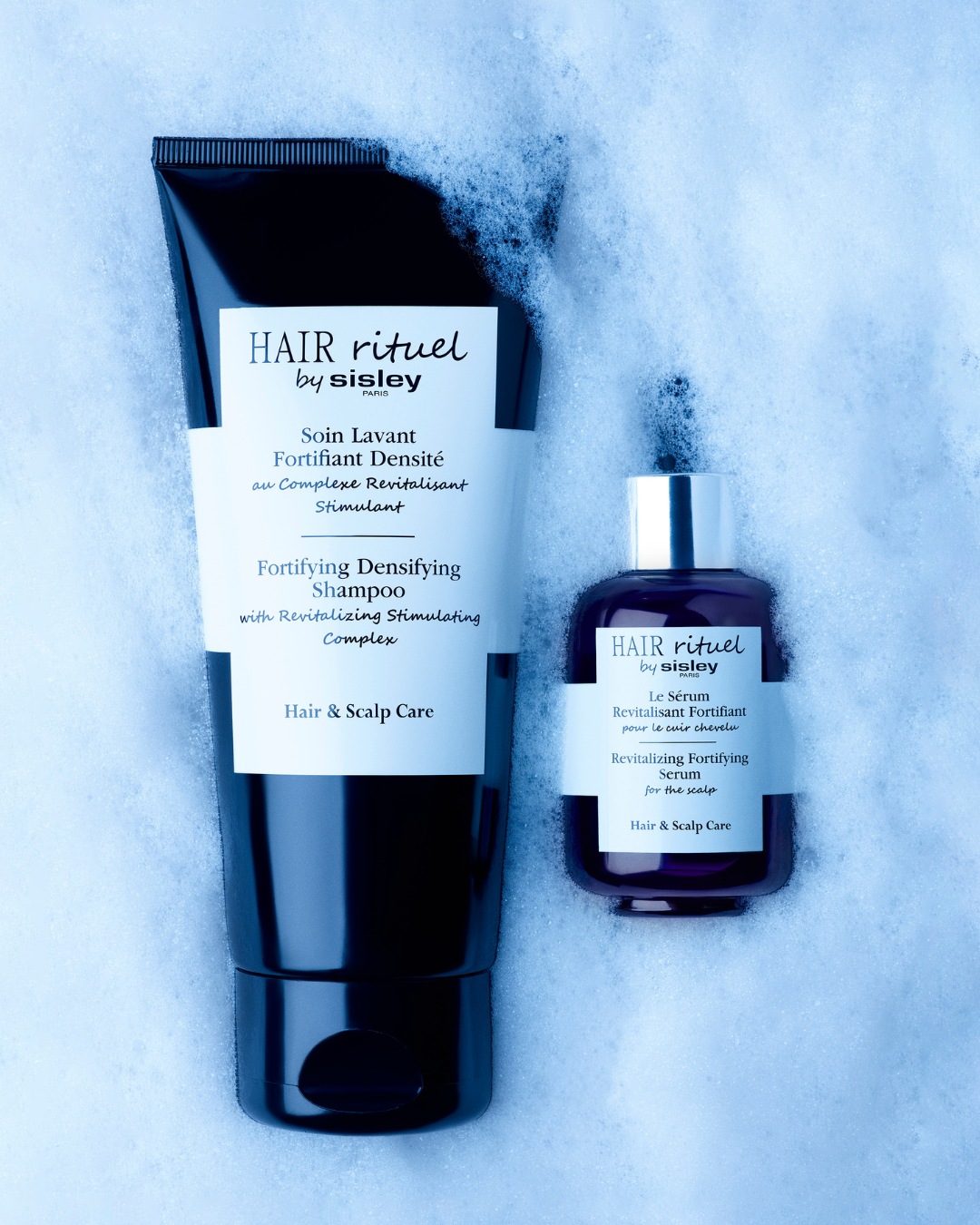 Voici le shampooing et le sérum fortifiant densifiant Hair Rituel de Sisley pour les soins des cheveux et du cuir chevelu.