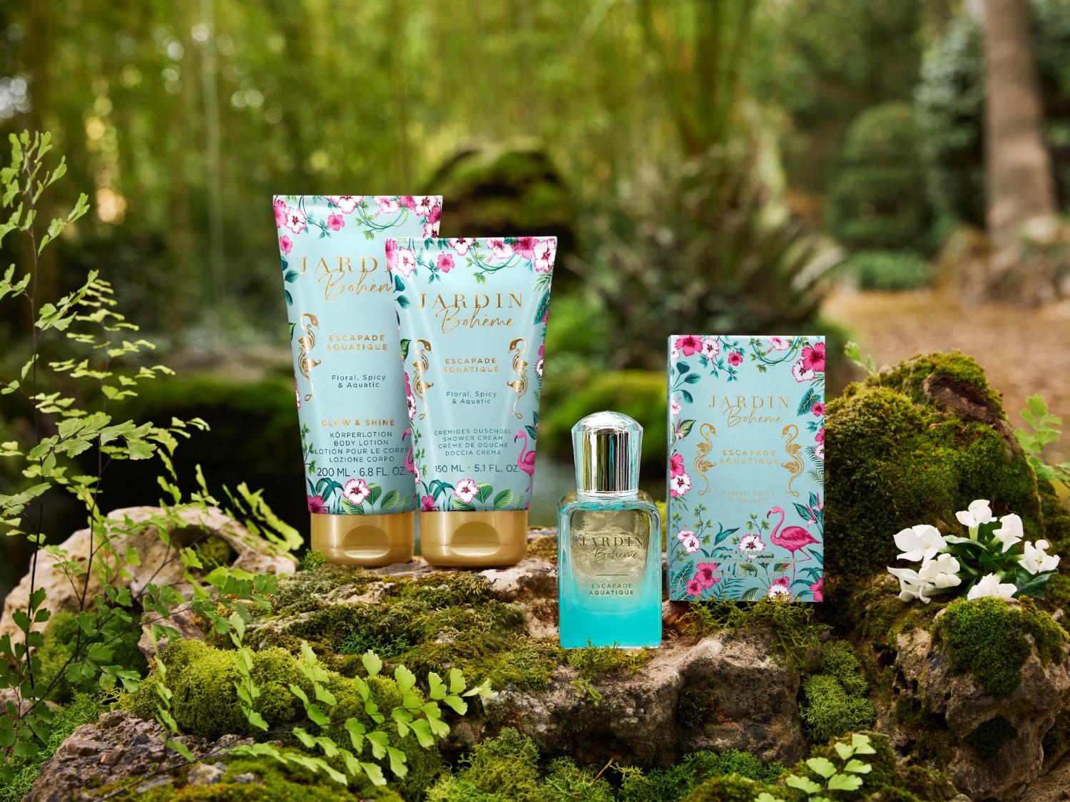 Zestaw Jardin Bohème Escapade Aquatique z nutami kwiatowymi, korzennymi i wodnymi, zawierający balsam do ciała, kremowy żel pod prysznic i wodę toaletową, idealny na wiosenne orzeźwienie.