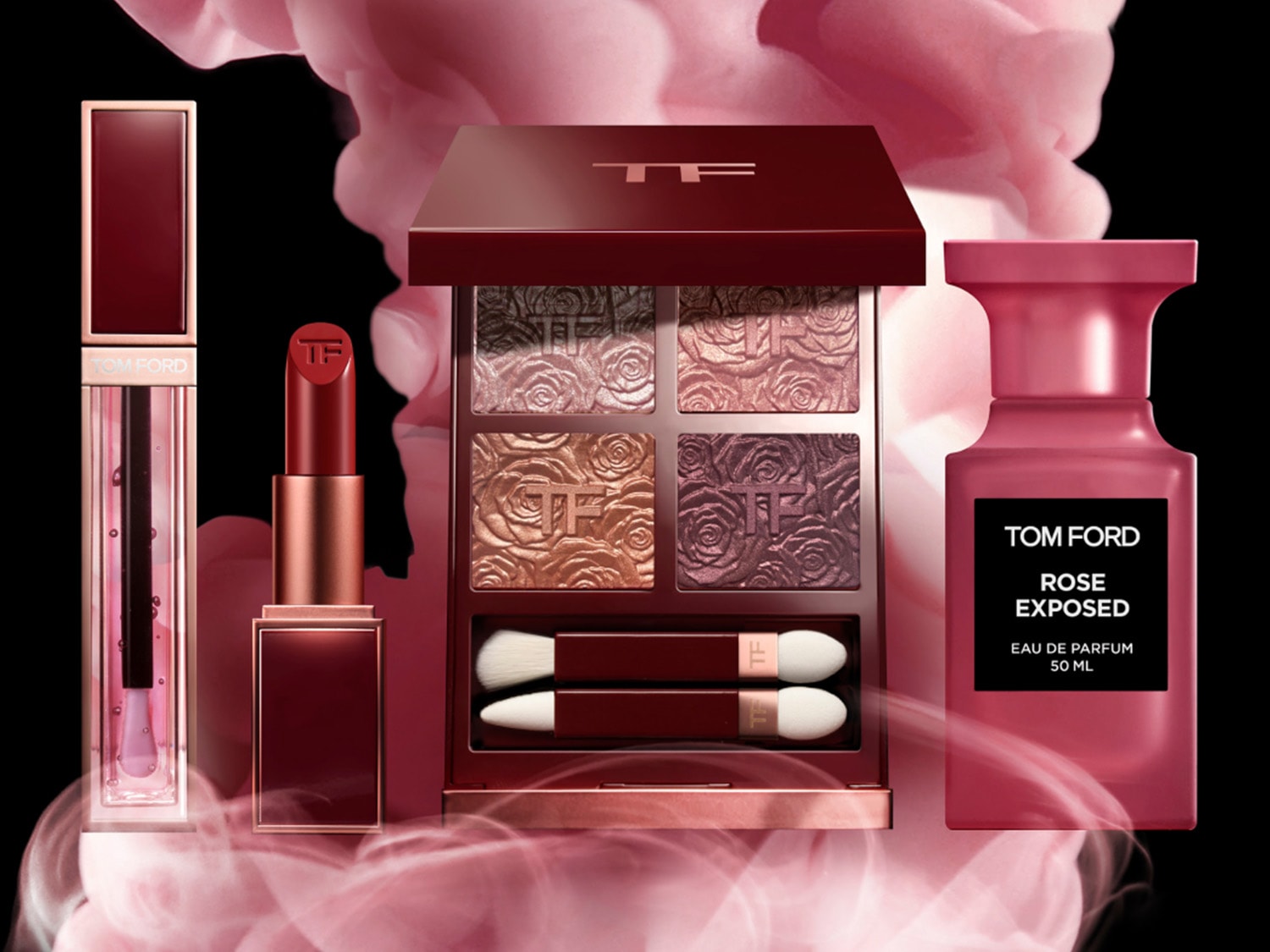 Tom Ford Rose Exposed kolekce obsahuje lesk na rty, rtěnku, paletku očních stínů a parfém, vše v odstínech růžové a bordó.