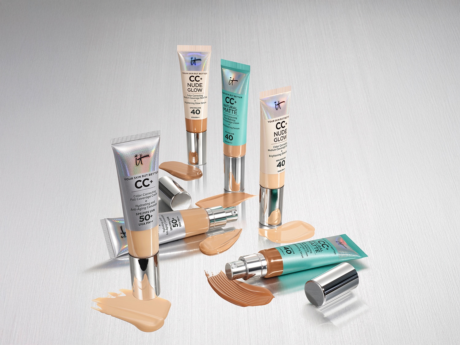 A CC+ krémek kollekciója különböző árnyalatokban és formulákban, mint például a Nude Glow és a Natural Matte, SPF 40-nel és 50+-szal.