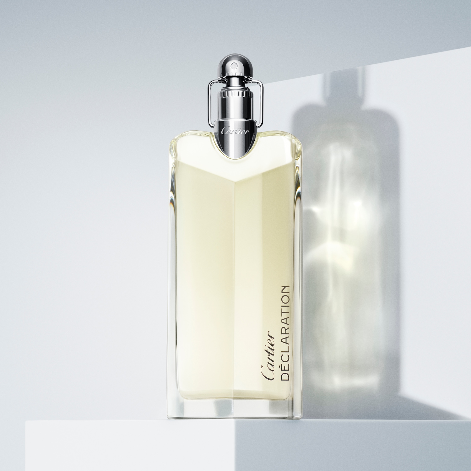 Bottle So Pretty Cartier Douglas Perfume Declaration Cartier