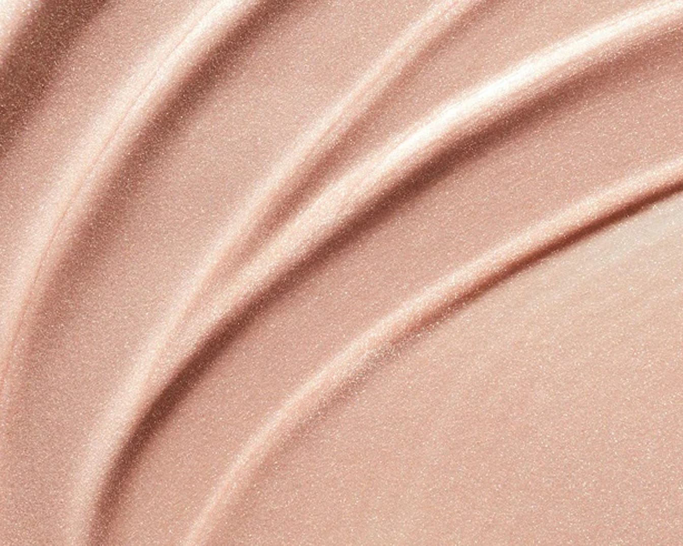 Švytinti, kreminės tekstūros kosmetika, tepama banguotais potėpiais, suteikia odai švytėjimo ir gaivumo.