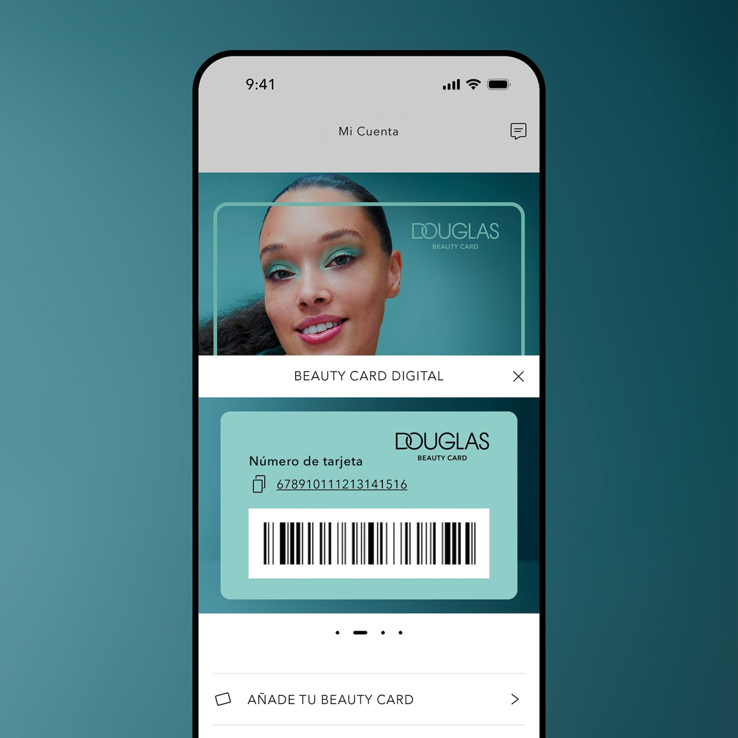 La imagen muestra la pantalla de un teléfono móvil con la aplicación de Douglas abierta, donde se visualiza la tarjeta de belleza digital con una modelo sonriendo y un código de barras.