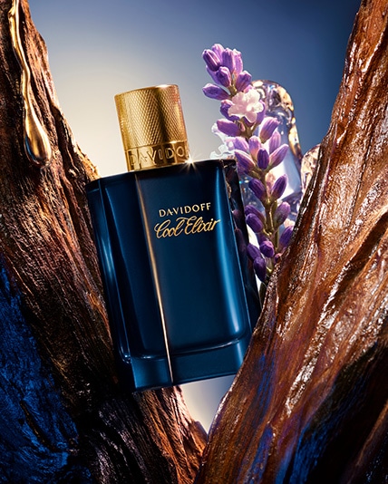 Parfumflakon mit Inhaltsstoffen Oud Lavendel und Rosenoxid